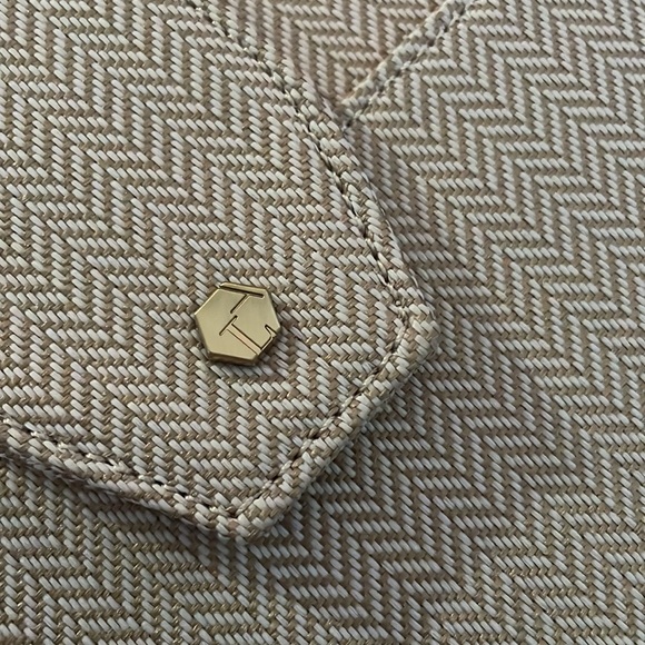 The Daily Cactus ‘Leather’ Laptop Clutch - Lindsay Albanese -NWT - Picture 6 of 8